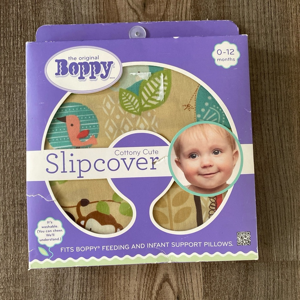 Boppy Slipcover Zoo Animal Pattern